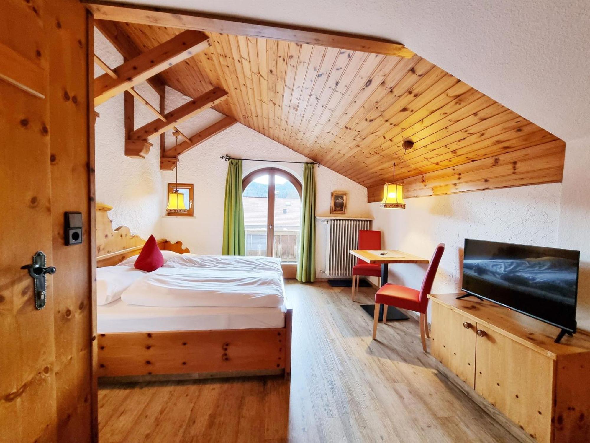 Ferienhaus Goldenes Landl Mittenwald Esterno foto